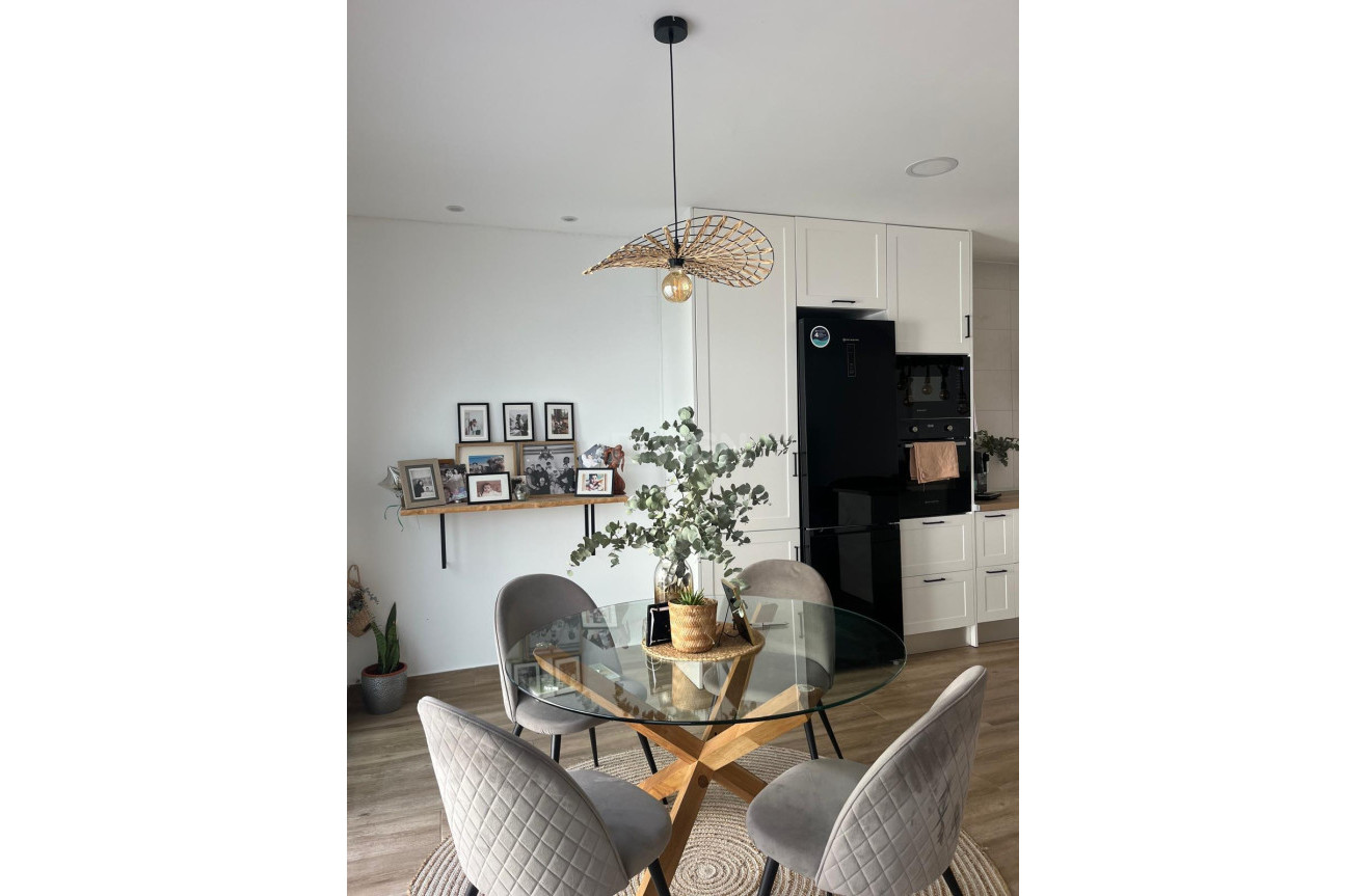 Odsprzedaż - Mieszkanie w bloku - Almoradí - Centro Urbano 2