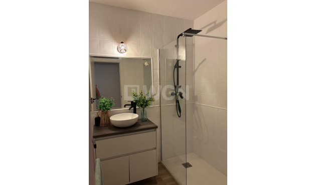 Odsprzedaż - Mieszkanie w bloku - Almoradí - Centro Urbano 2