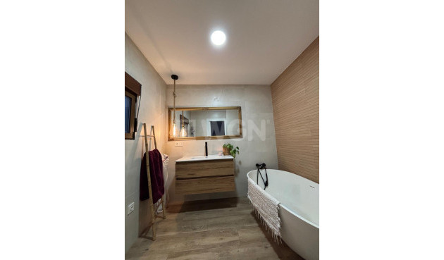 Odsprzedaż - Mieszkanie w bloku - Almoradí - Centro Urbano 2