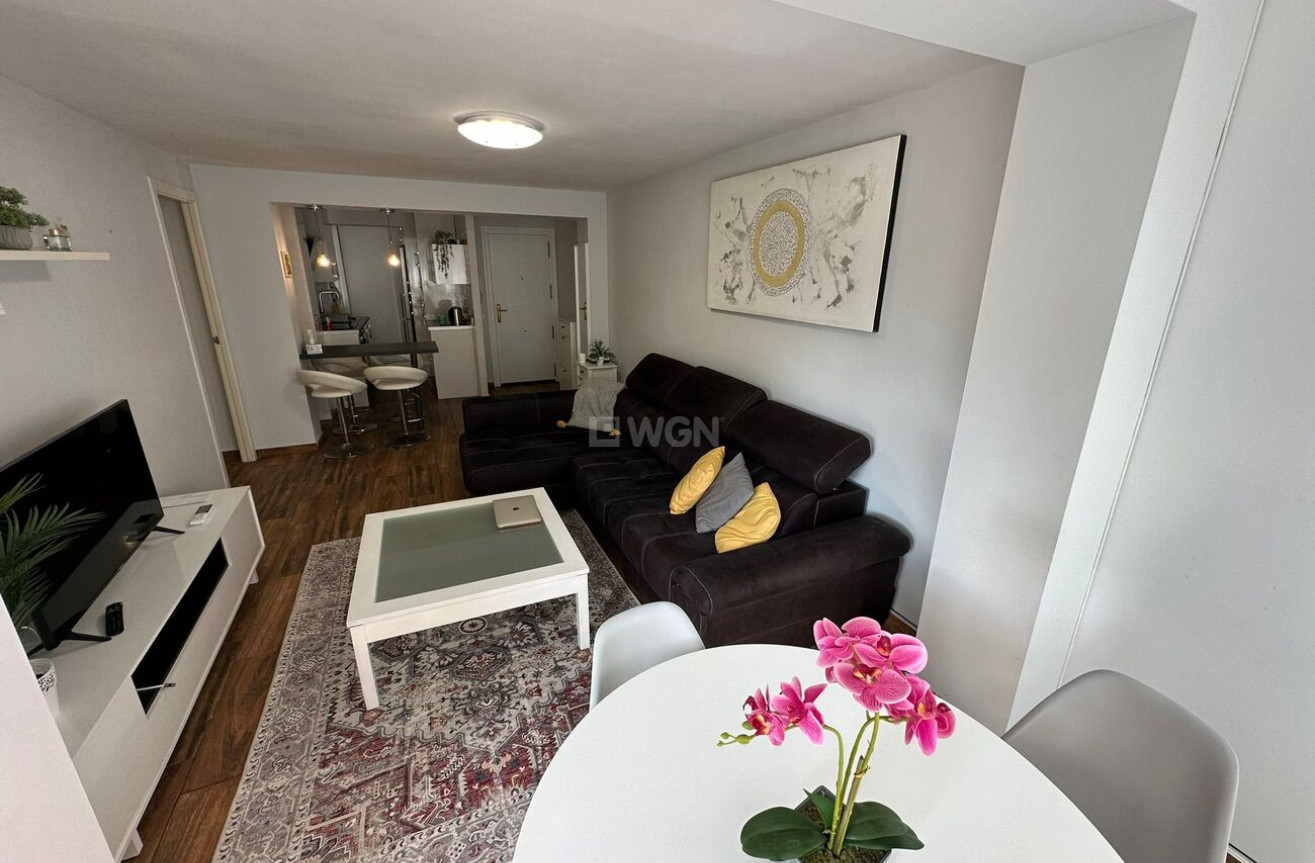 Odsprzedaż - Mieszkanie w bloku - Alicante - Pla Del Bon Repos