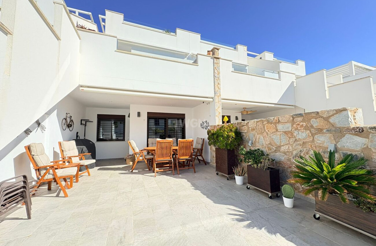 Odsprzedaż - Bungalow - Torre de la Horadada - Porto Marina