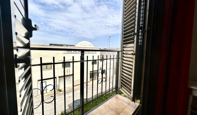 Odsprzedaż - Mieszkanie w bloku - Cabo Roig - Costa Blanca