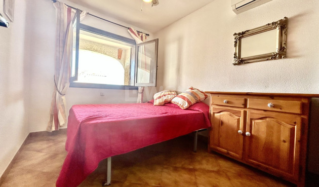 Odsprzedaż - Mieszkanie w bloku - Cabo Roig - Costa Blanca