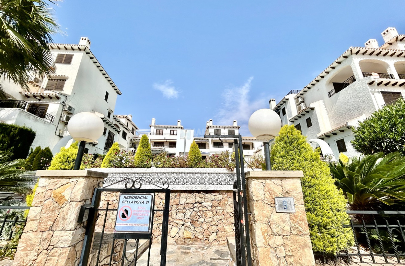 Odsprzedaż - Mieszkanie w bloku - Cabo Roig - Costa Blanca