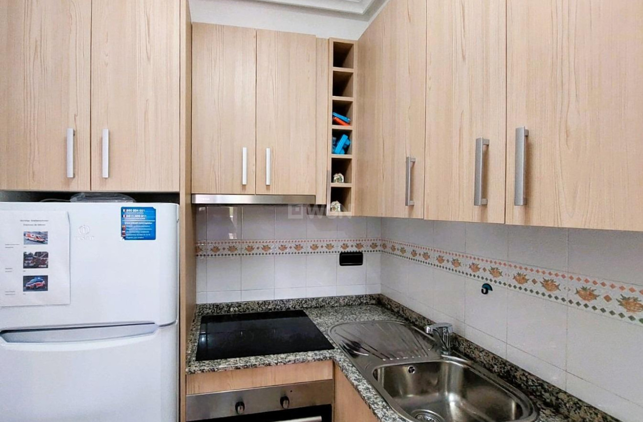 Odsprzedaż - Mieszkanie w bloku - Orihuela Costa - Costa Blanca