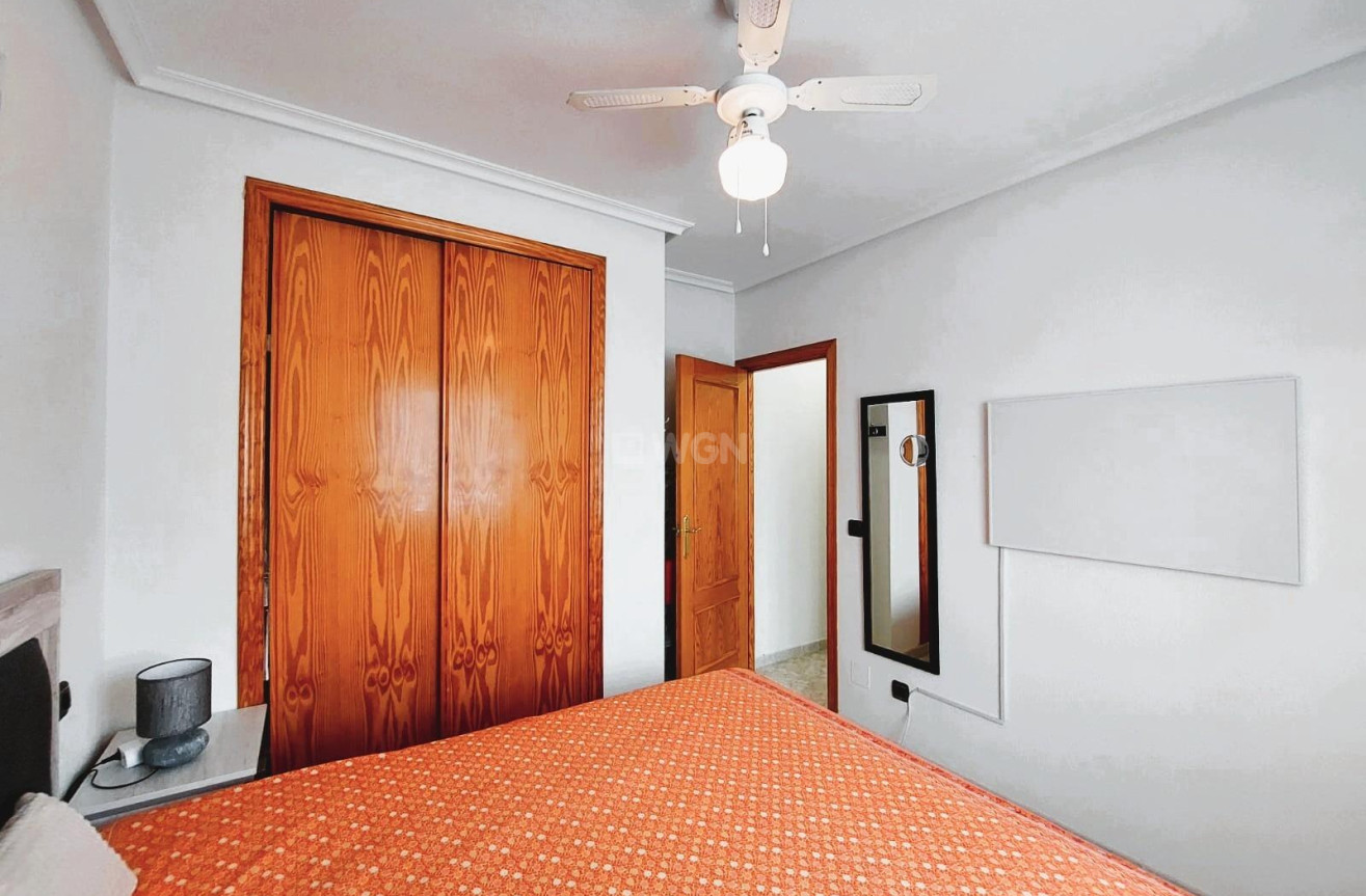 Odsprzedaż - Mieszkanie w bloku - Orihuela Costa - Costa Blanca