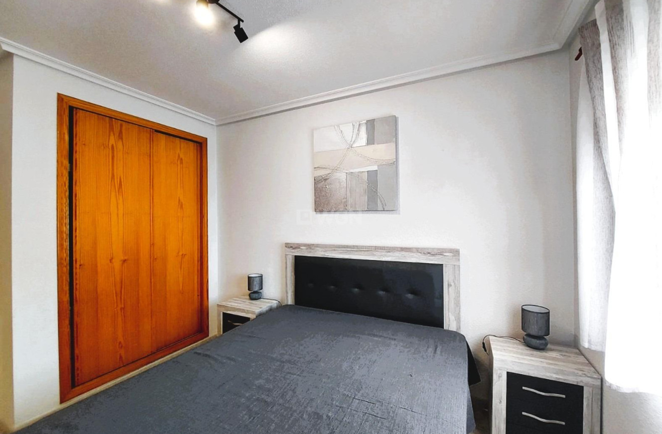 Odsprzedaż - Mieszkanie w bloku - Orihuela Costa - Costa Blanca