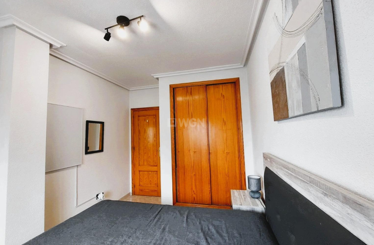 Odsprzedaż - Mieszkanie w bloku - Orihuela Costa - Costa Blanca