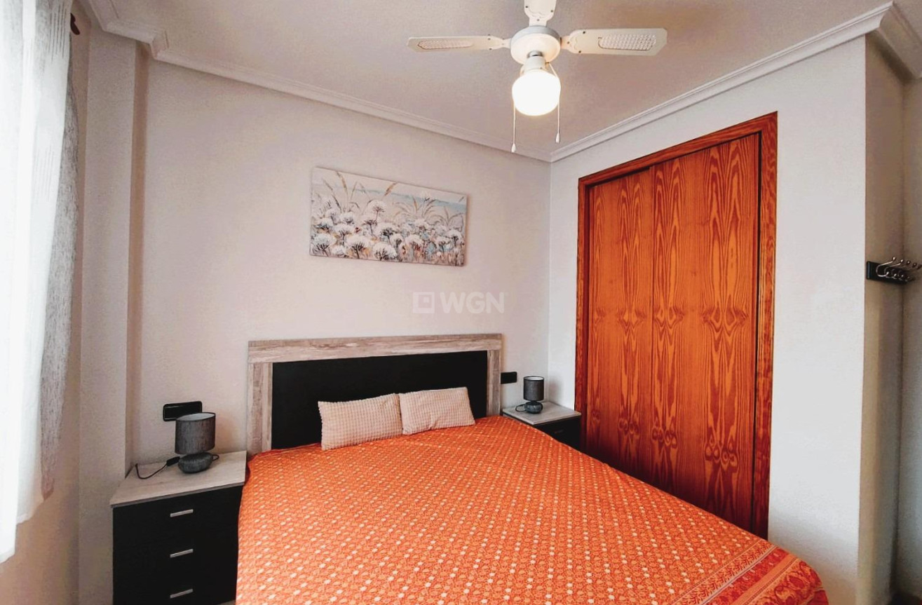 Odsprzedaż - Mieszkanie w bloku - Orihuela Costa - Costa Blanca