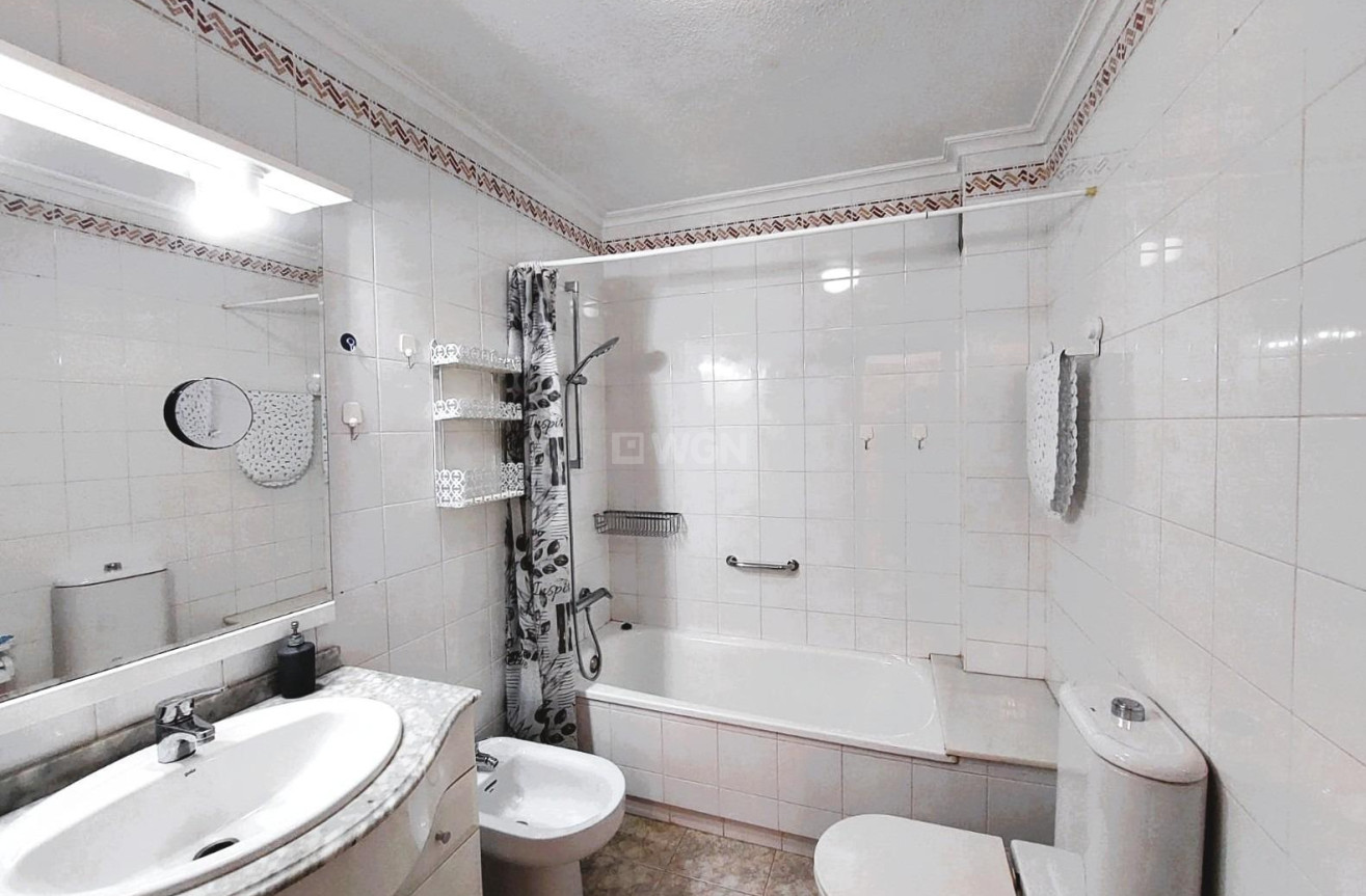 Odsprzedaż - Mieszkanie w bloku - Orihuela Costa - Costa Blanca