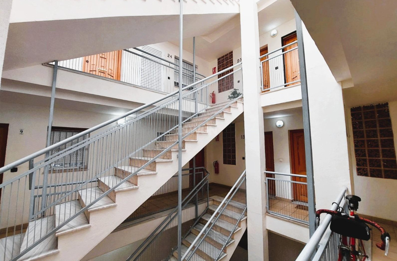 Odsprzedaż - Mieszkanie w bloku - Orihuela Costa - Costa Blanca