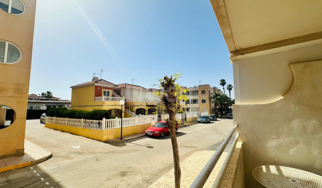 Odsprzedaż - Mieszkanie w bloku - Torrevieja - Costa Blanca