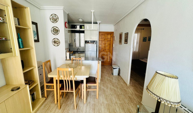 Odsprzedaż - Mieszkanie w bloku - Torrevieja - Costa Blanca