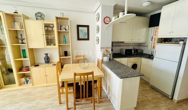 Odsprzedaż - Mieszkanie w bloku - Torrevieja - Costa Blanca