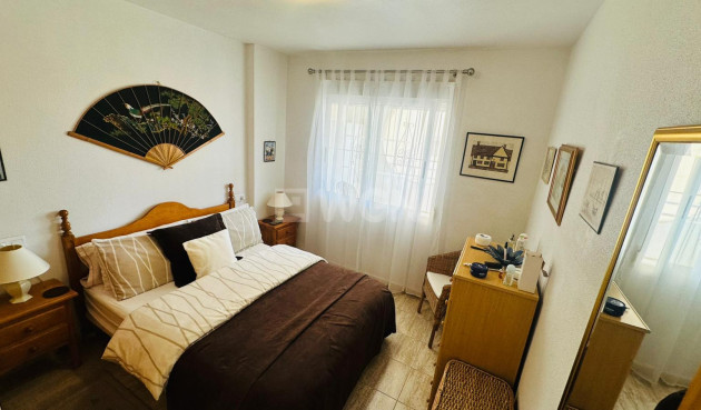 Odsprzedaż - Mieszkanie w bloku - Torrevieja - Costa Blanca