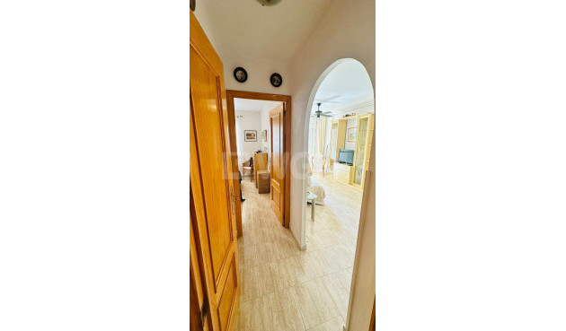 Odsprzedaż - Mieszkanie w bloku - Torrevieja - Costa Blanca