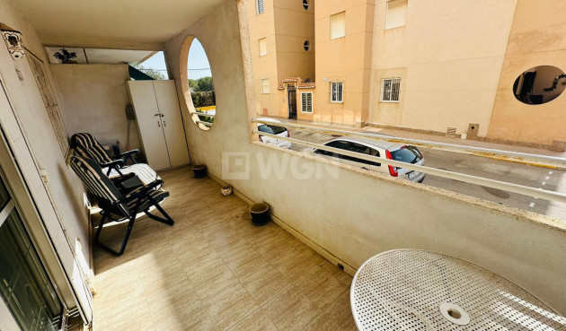 Odsprzedaż - Mieszkanie w bloku - Torrevieja - Costa Blanca