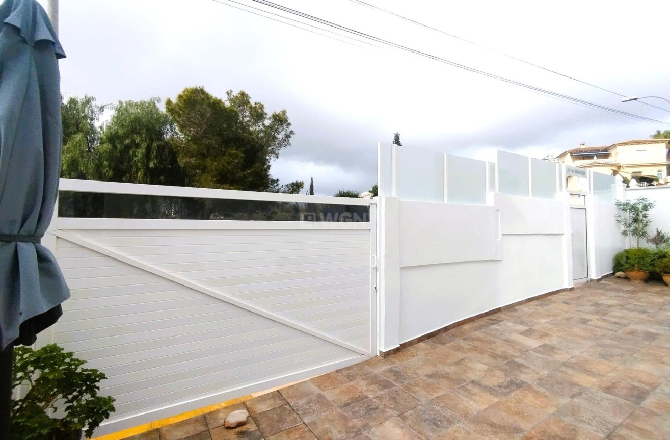 Odsprzedaż - Villa - San Miguel de Salinas - Inland