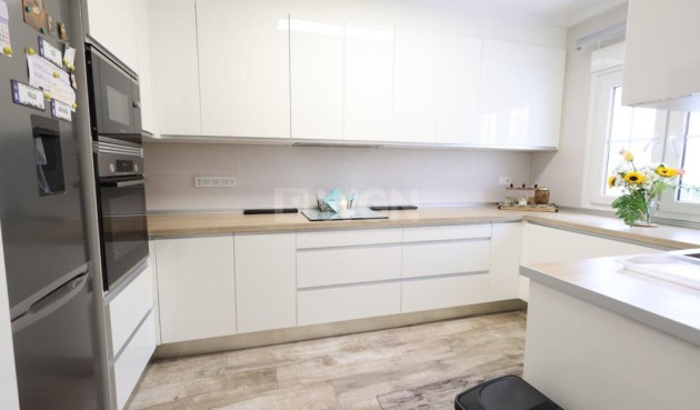 Odsprzedaż - Villa - San Miguel de Salinas - Inland