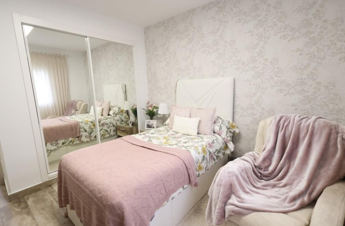 Odsprzedaż - Villa - San Miguel de Salinas - Inland