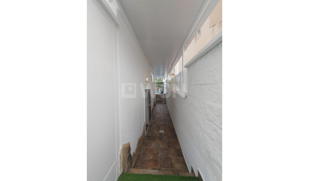 Odsprzedaż - Villa - San Miguel de Salinas - Inland