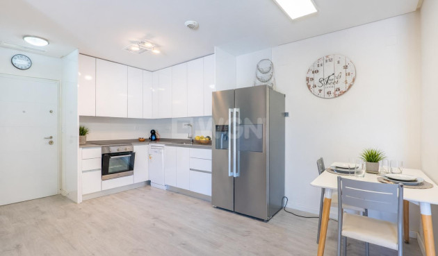 Odsprzedaż - Mieszkanie w bloku - Orihuela Costa - Los Dolses