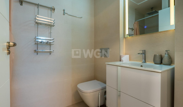 Odsprzedaż - Mieszkanie w bloku - Orihuela Costa - Los Dolses