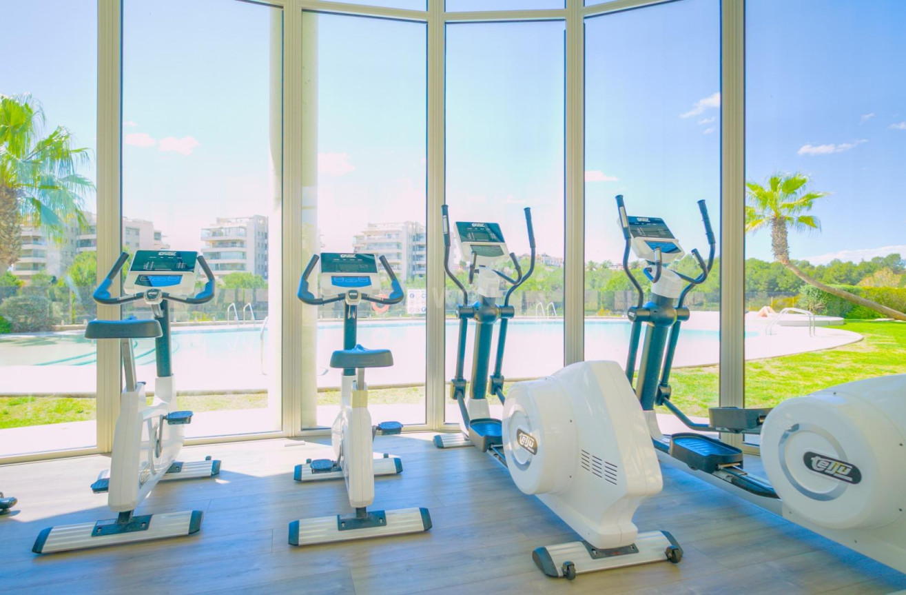 Odsprzedaż - Mieszkanie w bloku - Orihuela Costa - Los Dolses