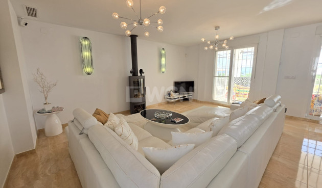 Odsprzedaż - Villa - Pinoso - Inland