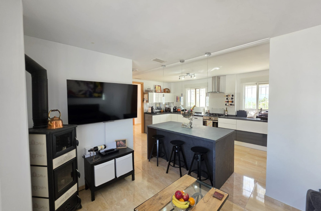 Odsprzedaż - Villa - Pinoso - Inland