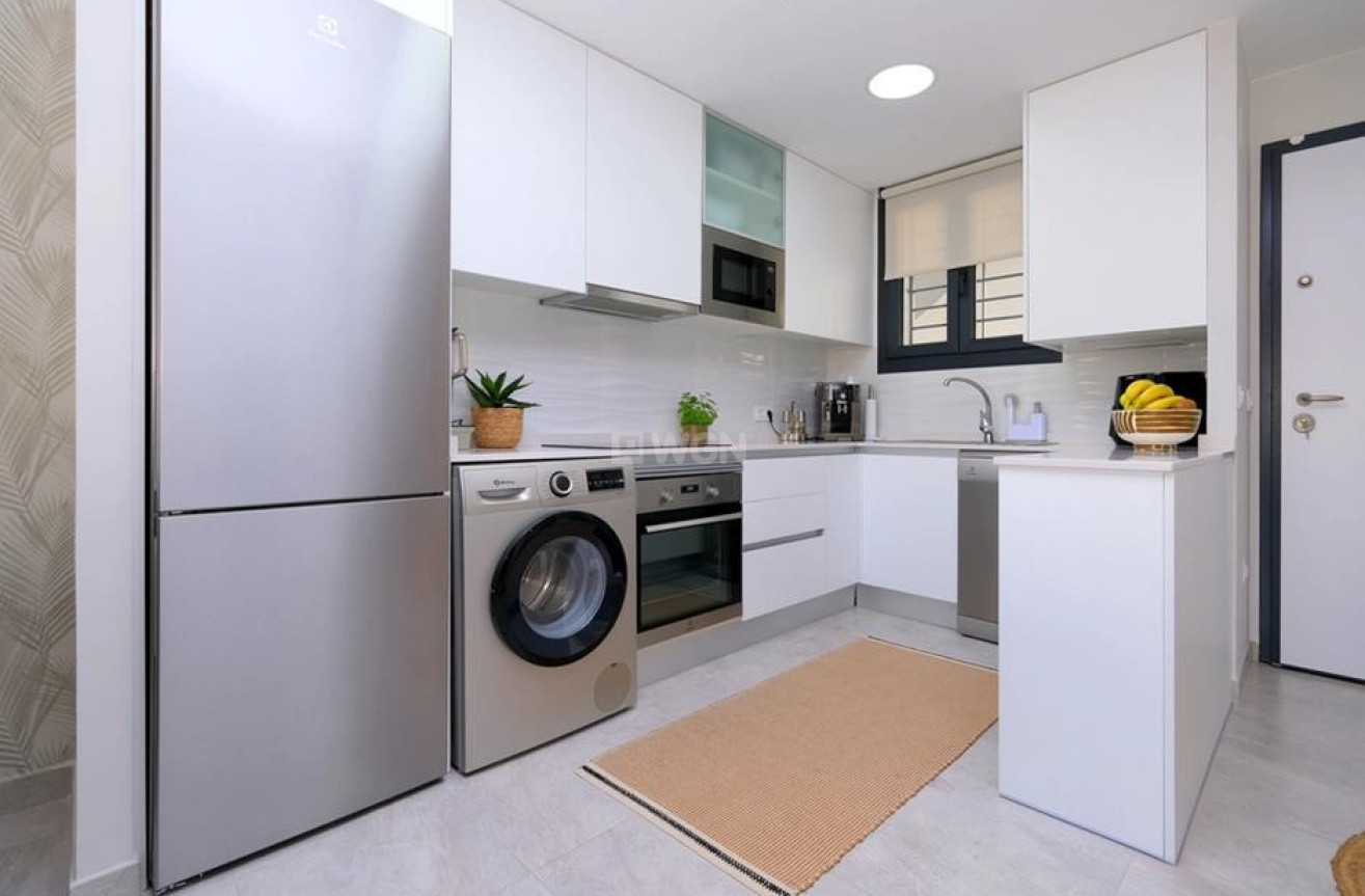 Odsprzedaż - Mieszkanie w bloku - Villamartin - Costa Blanca