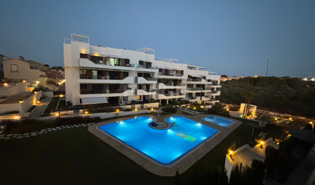 Odsprzedaż - Mieszkanie w bloku - Villamartin - Costa Blanca