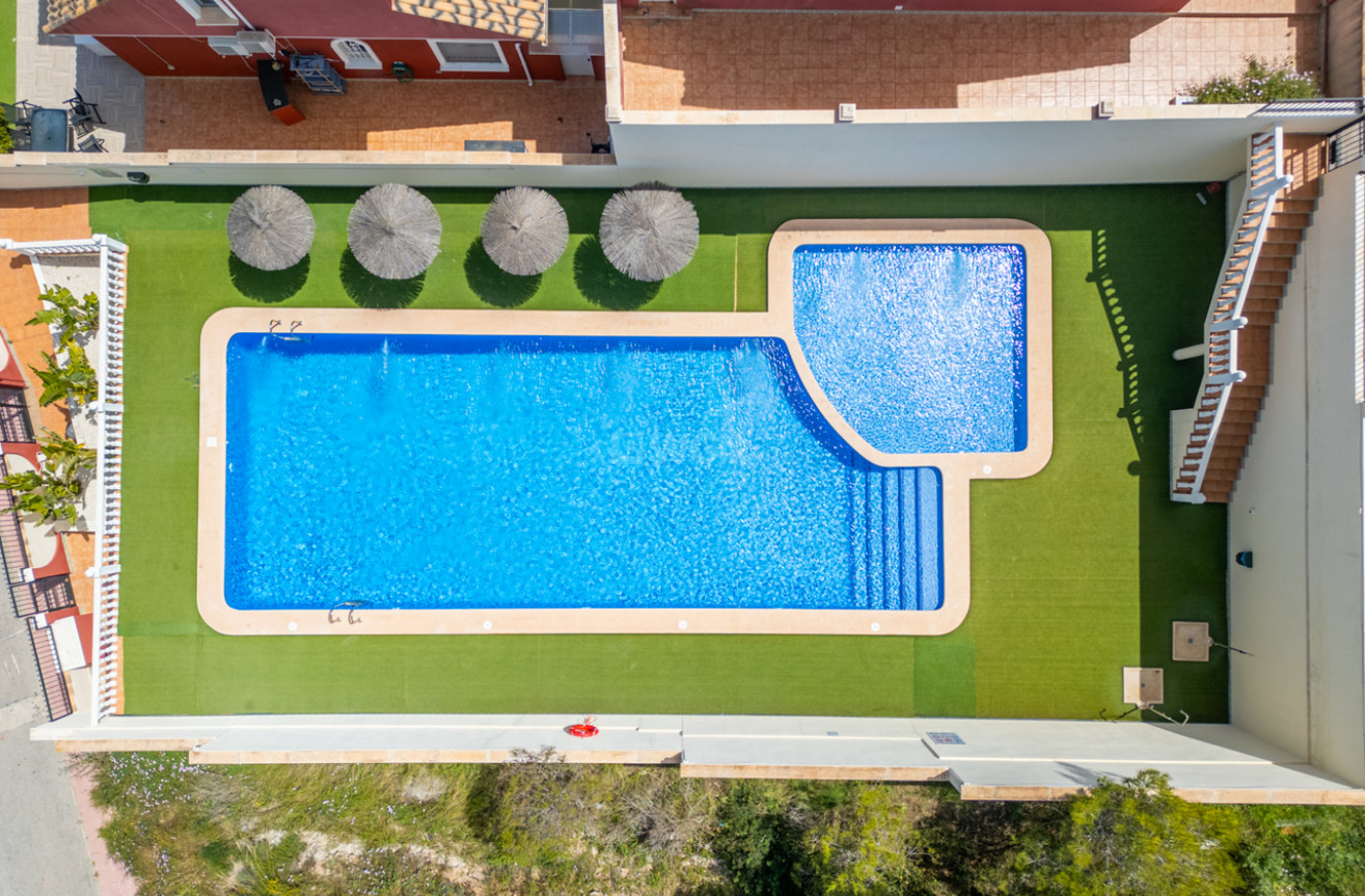 Odsprzedaż - Kamienica - Villamartin - Costa Blanca