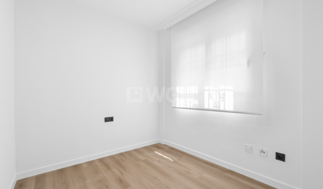 Odsprzedaż - Kamienica - Villamartin - Costa Blanca