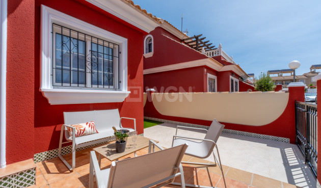 Odsprzedaż - Kamienica - Villamartin - Costa Blanca