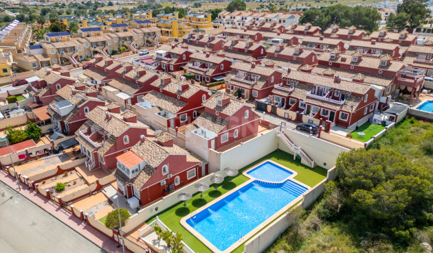 Odsprzedaż - Kamienica - Villamartin - Costa Blanca