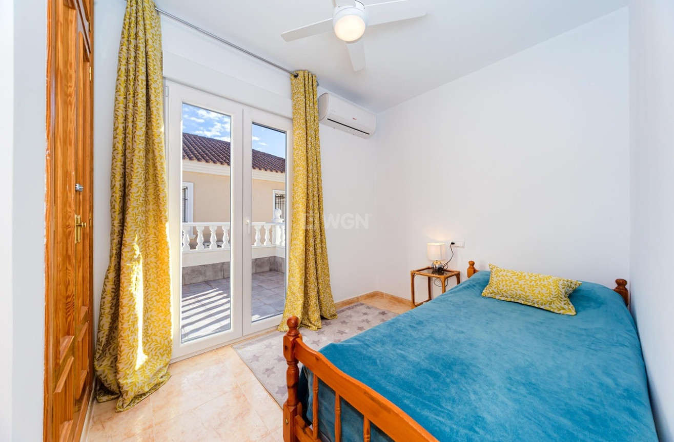 Resale - Duplex - Dehesa de Campoamor - Costa Blanca