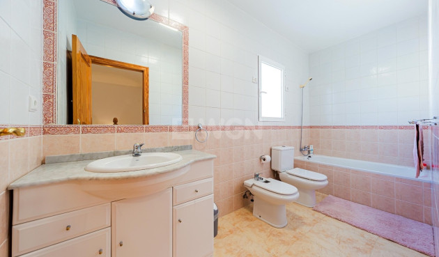 Resale - Duplex - Dehesa de Campoamor - Costa Blanca