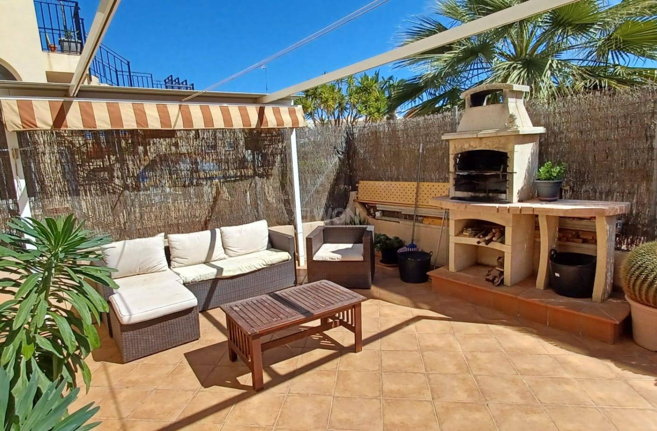 Odsprzedaż - Bungalow - Orihuela Costa - Los Almendros-la Florida