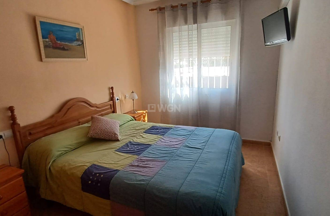 Odsprzedaż - Bungalow - Orihuela Costa - Los Almendros-la Florida