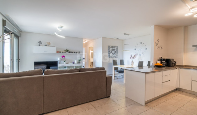 Odsprzedaż - Mieszkanie w bloku - Orihuela Costa - Costa Blanca