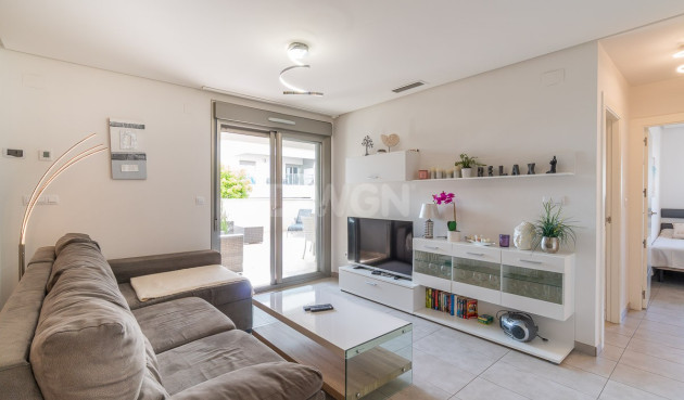 Odsprzedaż - Mieszkanie w bloku - Orihuela Costa - Costa Blanca