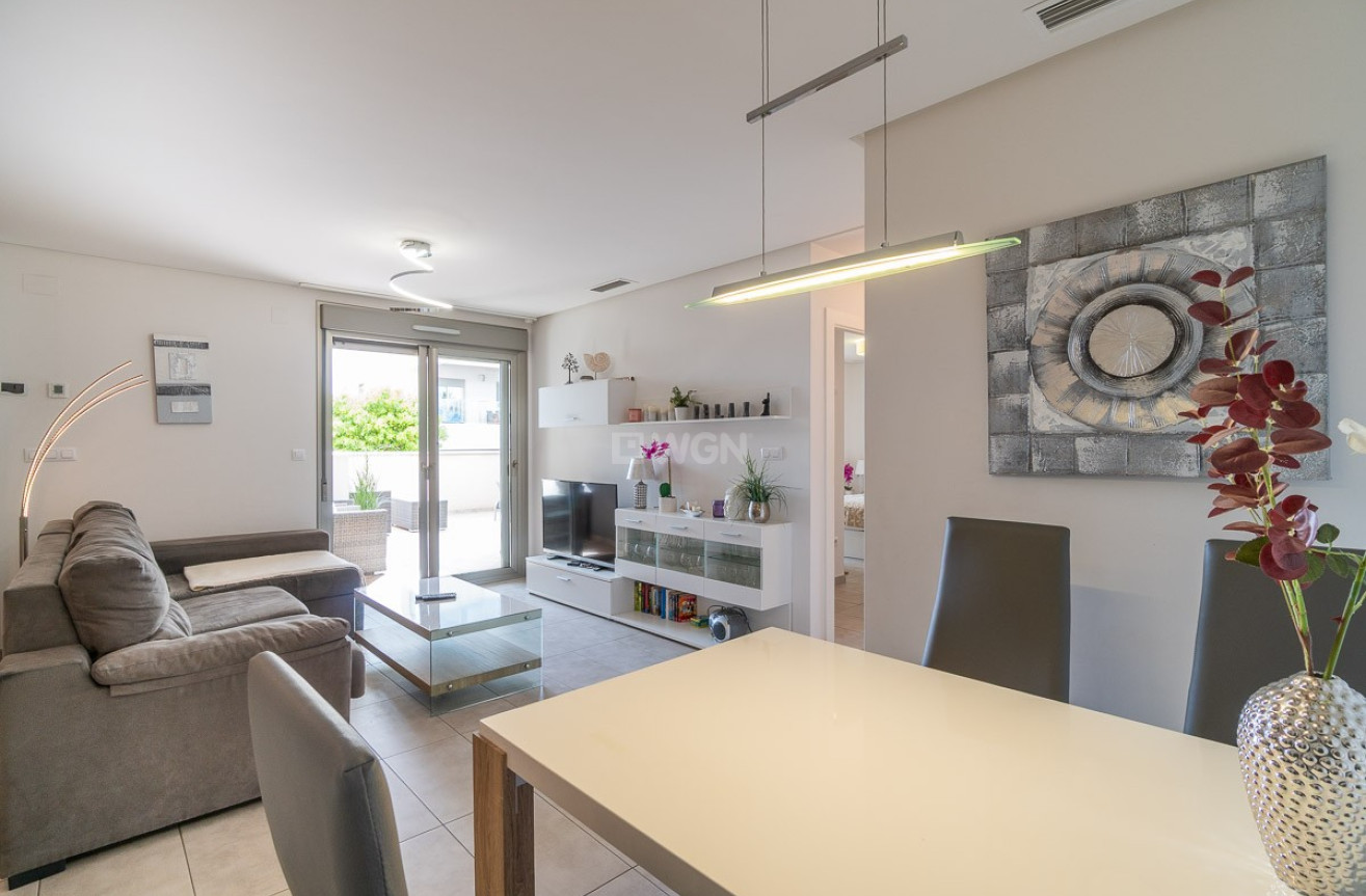 Odsprzedaż - Mieszkanie w bloku - Orihuela Costa - Costa Blanca