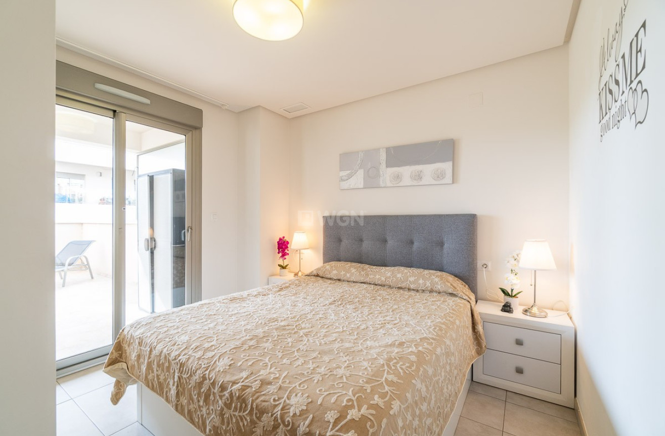 Odsprzedaż - Mieszkanie w bloku - Orihuela Costa - Costa Blanca