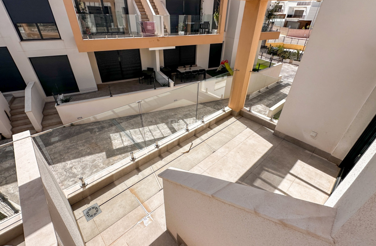 Odsprzedaż - Mieszkanie w bloku - Orihuela Costa - Costa Blanca