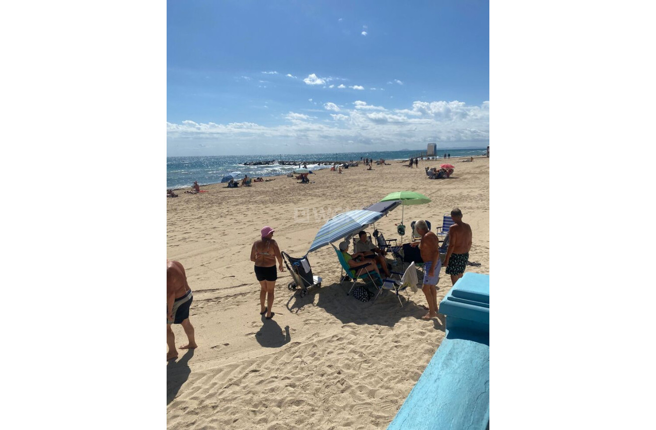 Odsprzedaż - Daszek - Playa De Los Locos - Costa Blanca