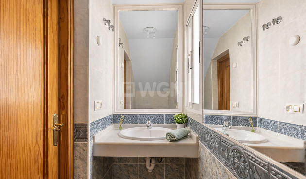 Odsprzedaż - Villa - Orihuela Costa - Villamartín