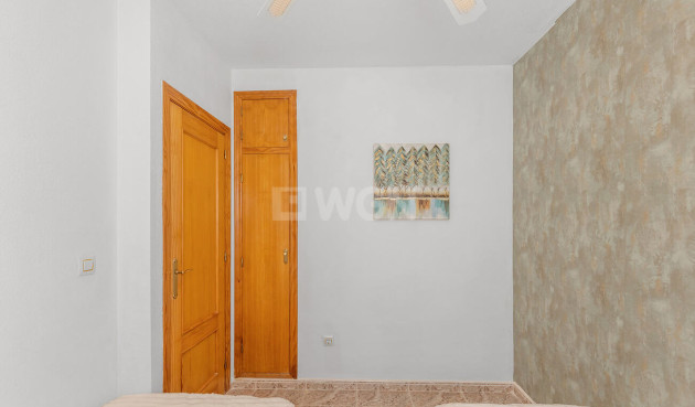 Odsprzedaż - Villa - Orihuela Costa - Villamartín