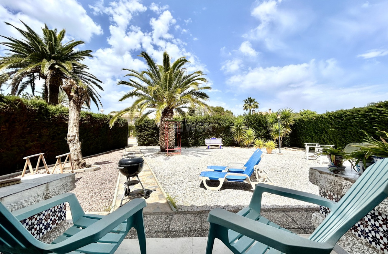 Resale - Villa - La Zenia - Costa Blanca