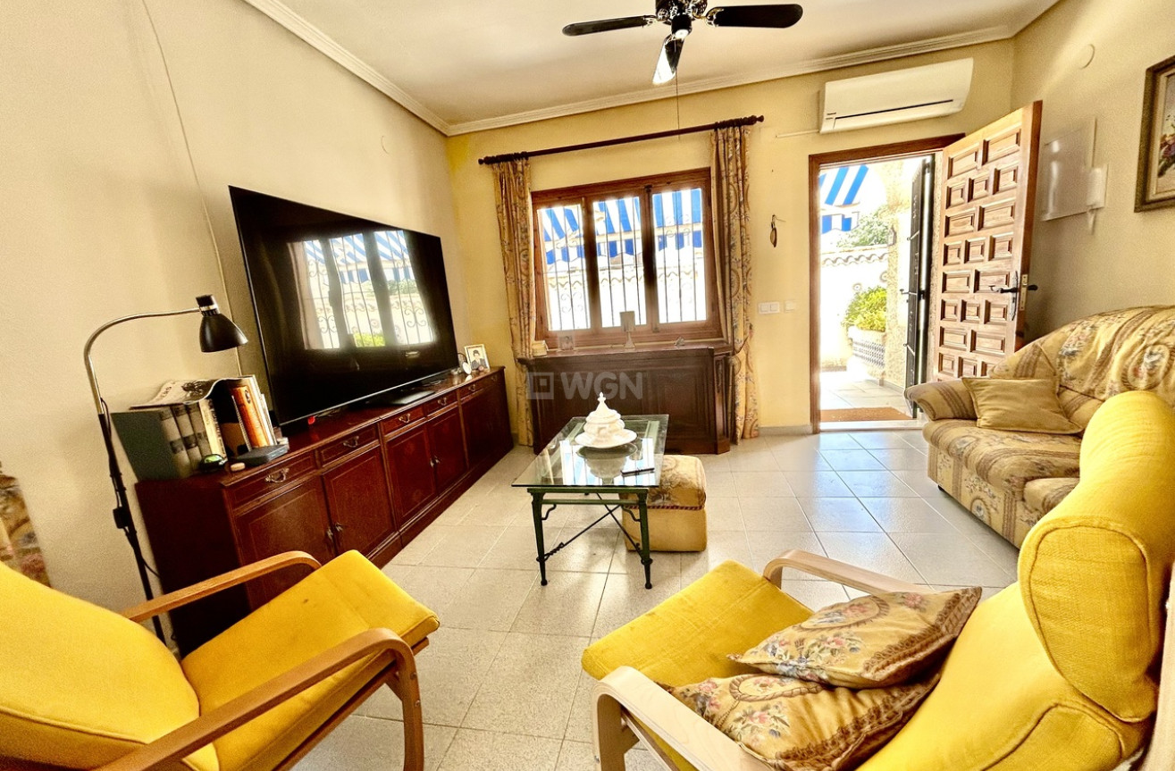 Resale - Villa - La Zenia - Costa Blanca